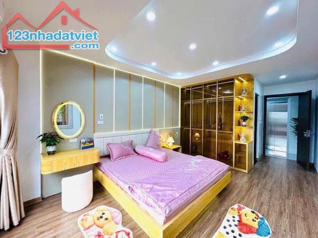 NHÀ SÁT HỒ BA MẪU-Ô ĐỒNG LẦM – NHÀ MỚI 7 TẦNG THANG MÁY – TẶNG FULL NỘI THẤT . 4