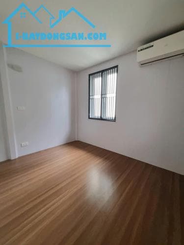 Bán căn hộ tầng 1 mặt phố Hàng Bông, Hoàn Kiếm, oto kinh doanh - Sổ đỏ riêng - Giá 5,49 Tỷ 3