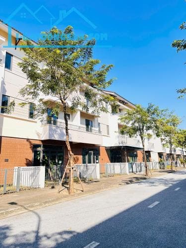 Bán nhà phố 90m² có sổ hồng tại Centa Riverside – VSIP Từ Sơn 3