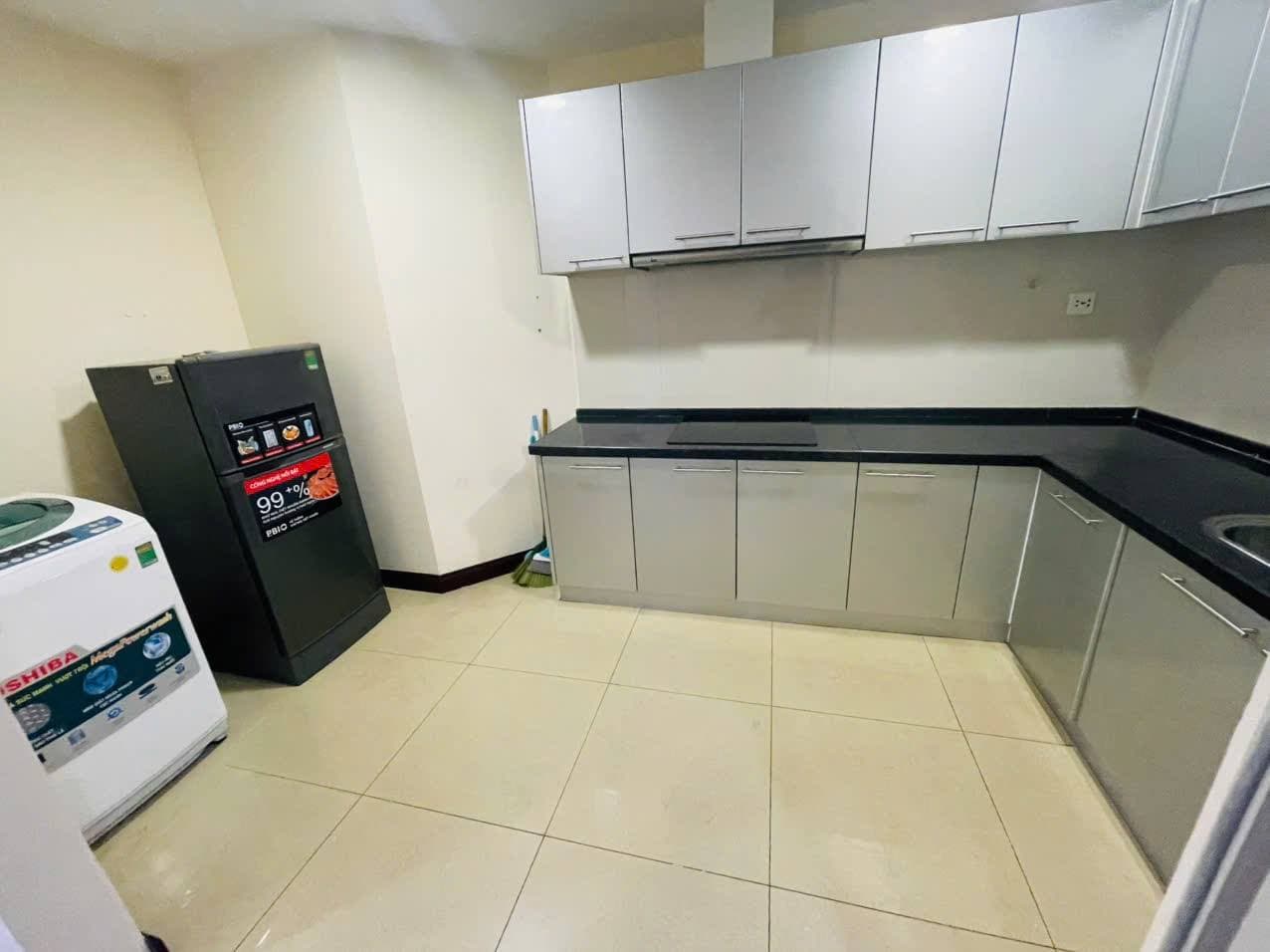 Bán căn hộ chung cư Royal City, 72A Nguyễn Trãi, 2 phòng ngủ, 2wc