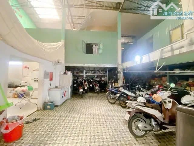 Bán nhà HXT tránh, Lạc Long Quân, ngang 7m, KD, phường Bảy Hiền, giá 15 tỷ