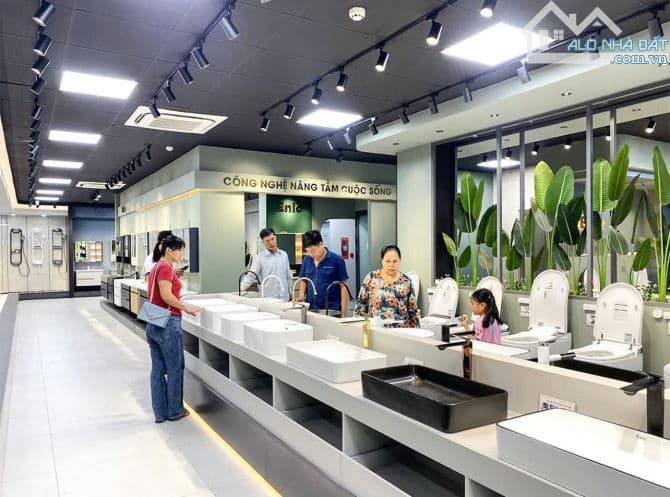 Bán toà nhà Mặt Phố Phạm Văn Bạch, Phường 15 Tân Bình, 400m2 10 tầng 20mt hầm giá 150 tỷ