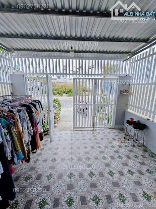 Chủ nhà cần bán gấp căn nhà cấp 4, Mới xây được 3tháng thanh lý gấp để đi định cư nước ngo
